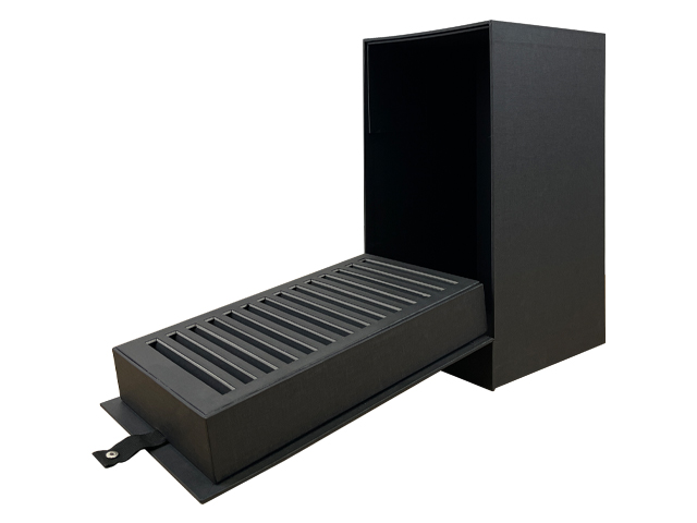 EMPTY BOX 195x365x207mm WITH 14 SLOTS FOR SAMPLES A5