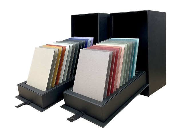 BOX "Q" ECHANTILLONS SOLIDRO®24 - 25 PCS 205x150 mm en 2 BOX