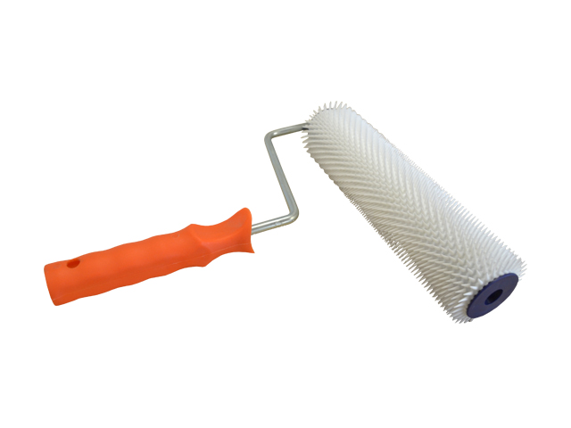 SPIKED ROLLER 25 CM